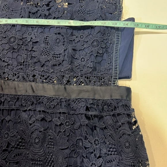 Romeo & Juliet Couture, Rich Navy, Floral Cut-Lace,Unique Design, EUC, Size S - Picture 11 of 14